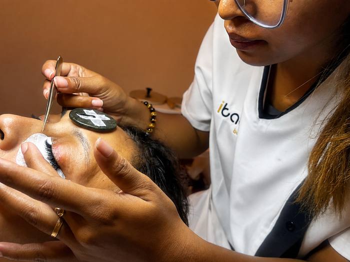 Extensions de cils chez Itala Beauté à Ivandry, Antananarivo